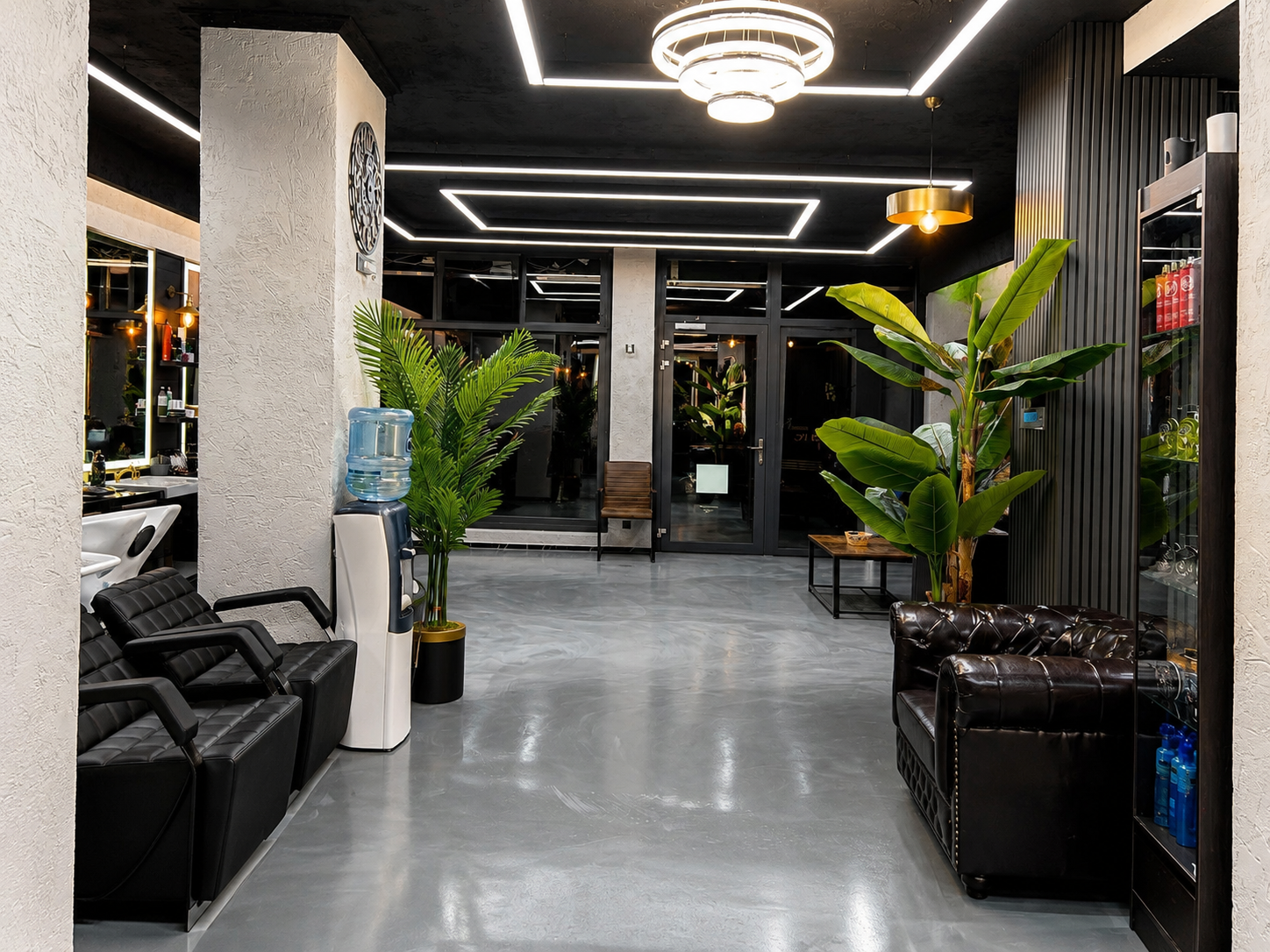 Barbershop Paderborn Eingang von innen